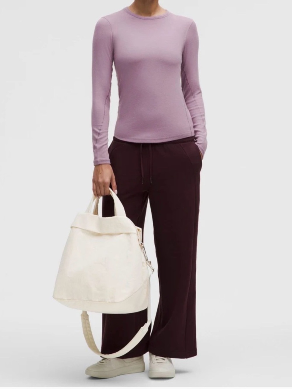 Lululemon On My Level tote, cream and gold, NWT - Picture 4 of 6